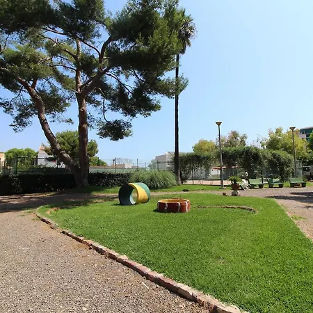 Global Properties, Con Terraza Y Piscina A Un Paso De La Playa *