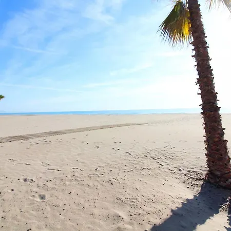 Global Properties, Con Terraza Y Piscina A Un Paso De La Playa *
